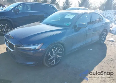 2019 Volvo S60 T6 Momentum z USA, uszkodzony, nr VIN 7JRA22TK3KG003722